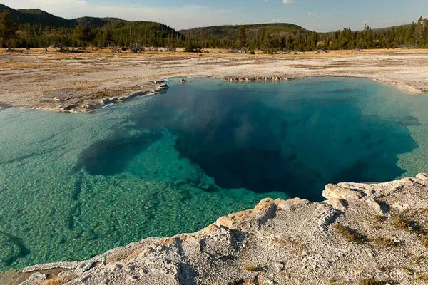 Sapphire pool, Biscuit Basin, Parc du Yellowstone